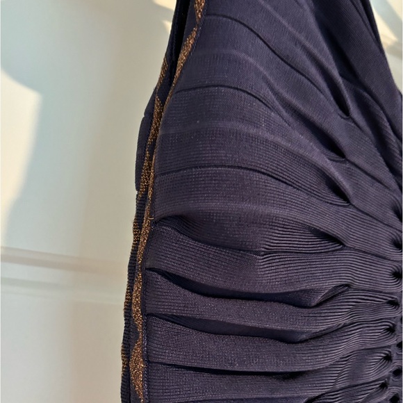 Saks Fifth Avenue Quito Gracie Indigo Synched Waist Midi Dress Size Medium Vneck - Picture 8 of 10